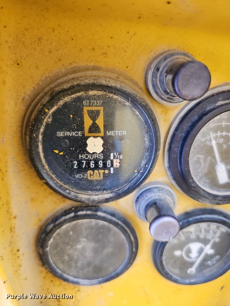 image for item DS5725 1994 Caterpillar VHP 140G  motor grader