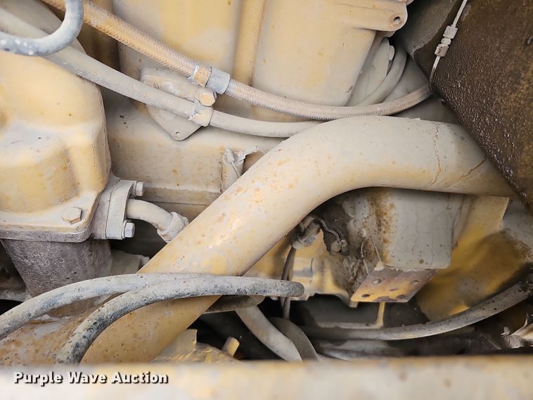 image for item DS5725 1994 Caterpillar VHP 140G  motor grader