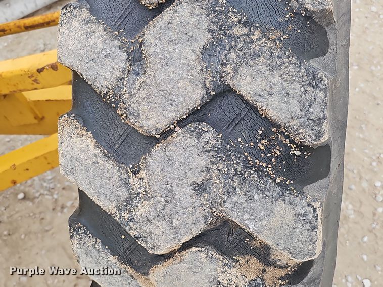 image for item DS5725 1994 Caterpillar VHP 140G  motor grader