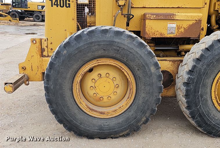 image for item DS5725 1994 Caterpillar VHP 140G  motor grader