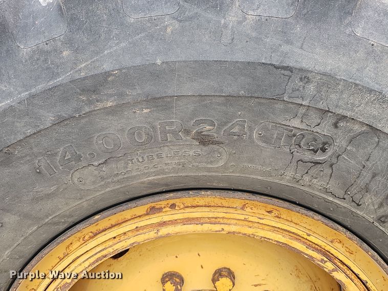 image for item DS5725 1994 Caterpillar VHP 140G  motor grader