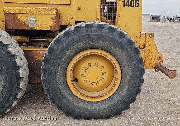 image for item DS5725 1994 Caterpillar VHP 140G  motor grader