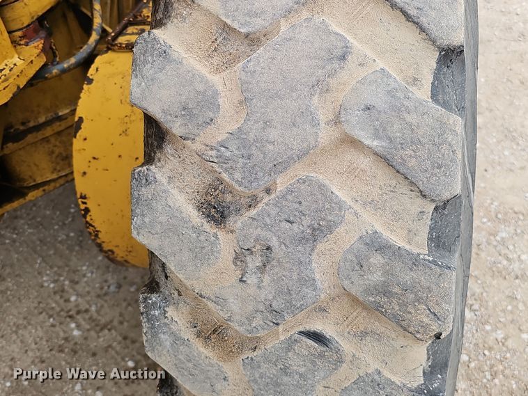 image for item DS5725 1994 Caterpillar VHP 140G  motor grader