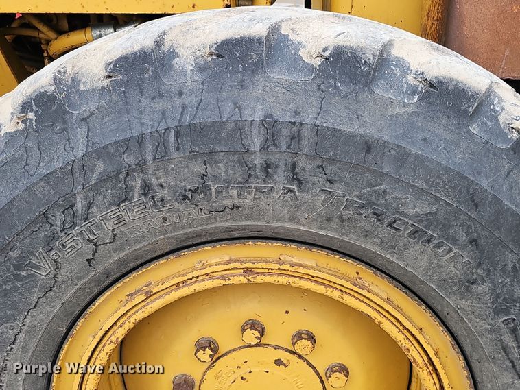 image for item DS5725 1994 Caterpillar VHP 140G  motor grader