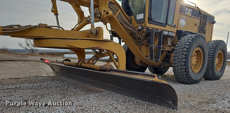image for item DS5726 2004 Caterpillar 12H VHP Plus  motor grader