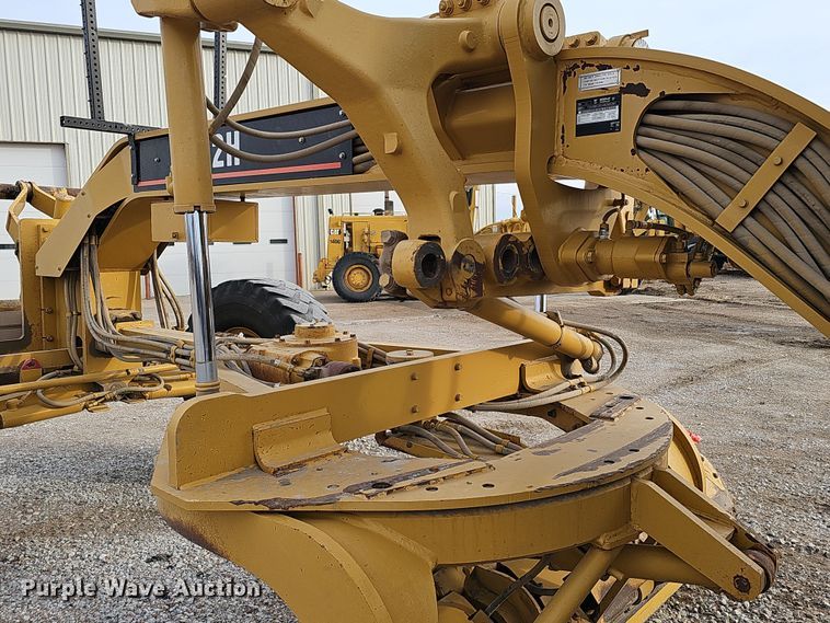 image for item DS5726 2004 Caterpillar 12H VHP Plus  motor grader