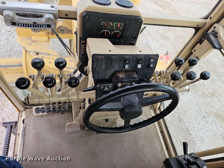 image for item DS5726 2004 Caterpillar 12H VHP Plus  motor grader