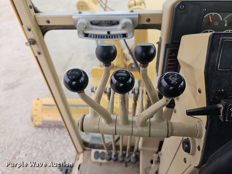 image for item DS5726 2004 Caterpillar 12H VHP Plus  motor grader