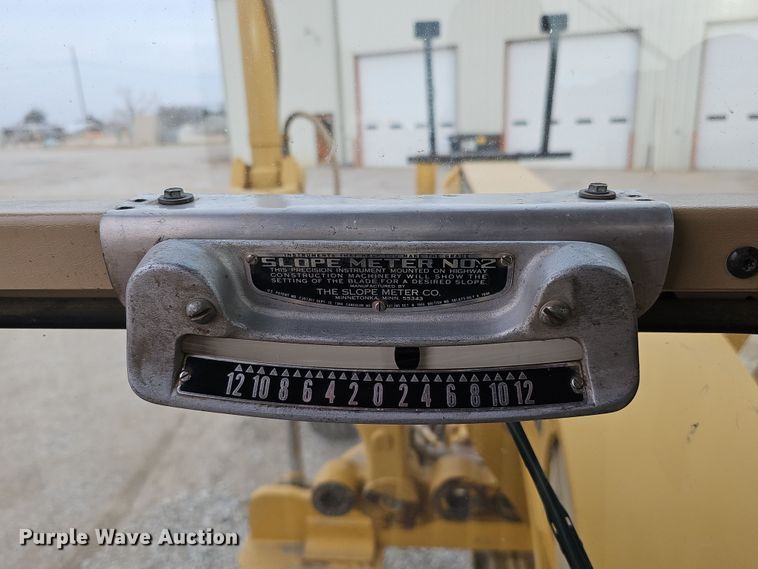 image for item DS5726 2004 Caterpillar 12H VHP Plus  motor grader