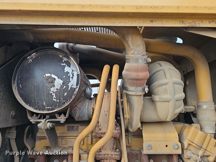image for item DS5726 2004 Caterpillar 12H VHP Plus  motor grader