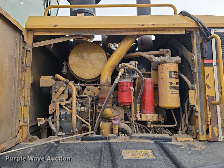 image for item DS5726 2004 Caterpillar 12H VHP Plus  motor grader