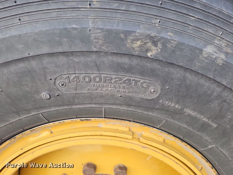 image for item DS5726 2004 Caterpillar 12H VHP Plus  motor grader