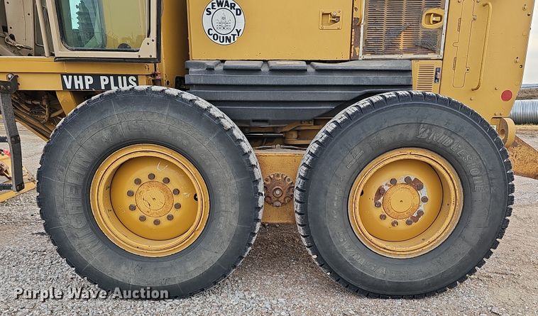 image for item DS5726 2004 Caterpillar 12H VHP Plus  motor grader