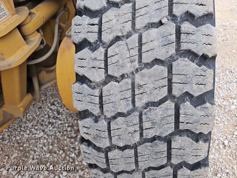 image for item DS5726 2004 Caterpillar 12H VHP Plus  motor grader