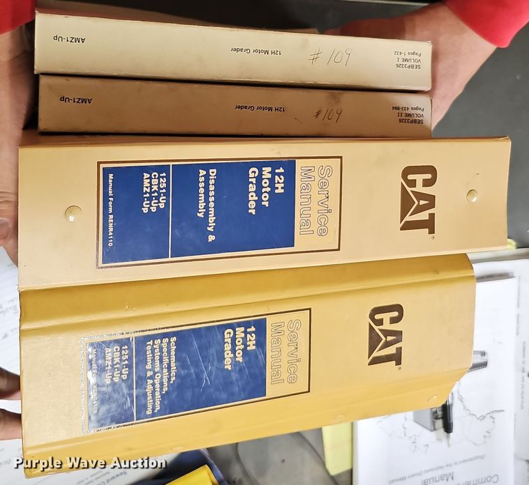 image for item DS5726 2004 Caterpillar 12H VHP Plus  motor grader