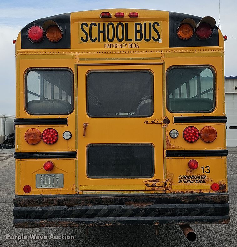 image for item DS5727 2001 International 3000  bus