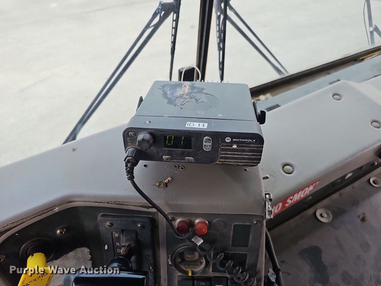 image for item DS5727 2001 International 3000  bus