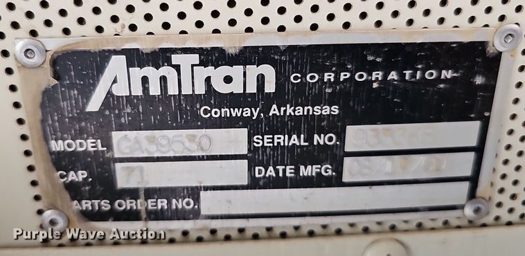 image for item DS5727 2001 International 3000  bus