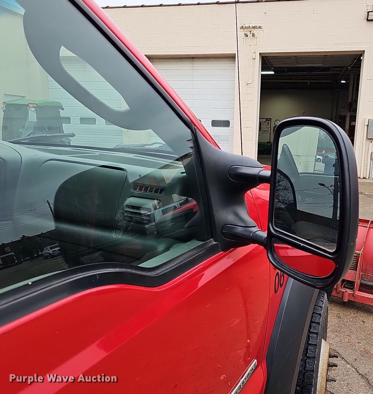 image for item DS5728 2006 Ford F550 Super Duty XL dump truck