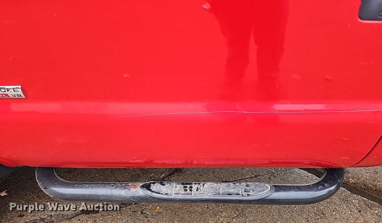 image for item DS5728 2006 Ford F550 Super Duty XL dump truck