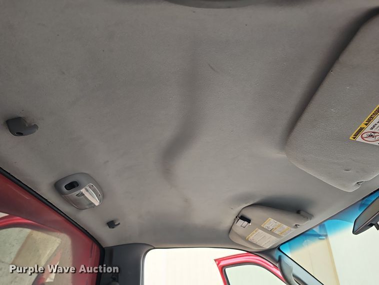 image for item DS5728 2006 Ford F550 Super Duty XL dump truck