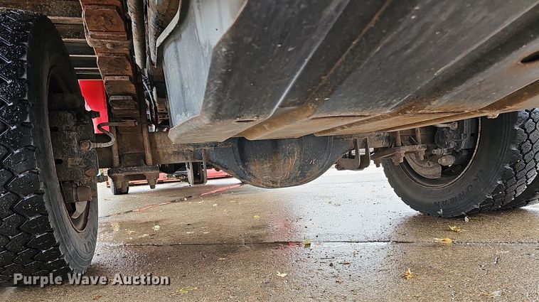 image for item DS5728 2006 Ford F550 Super Duty XL dump truck