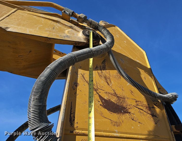 image for item DS5747 2008 Caterpillar 320D  excavator