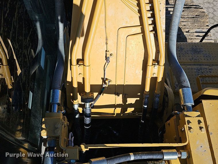image for item DS5747 2008 Caterpillar 320D  excavator