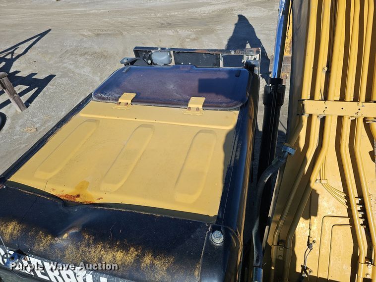 image for item DS5747 2008 Caterpillar 320D  excavator