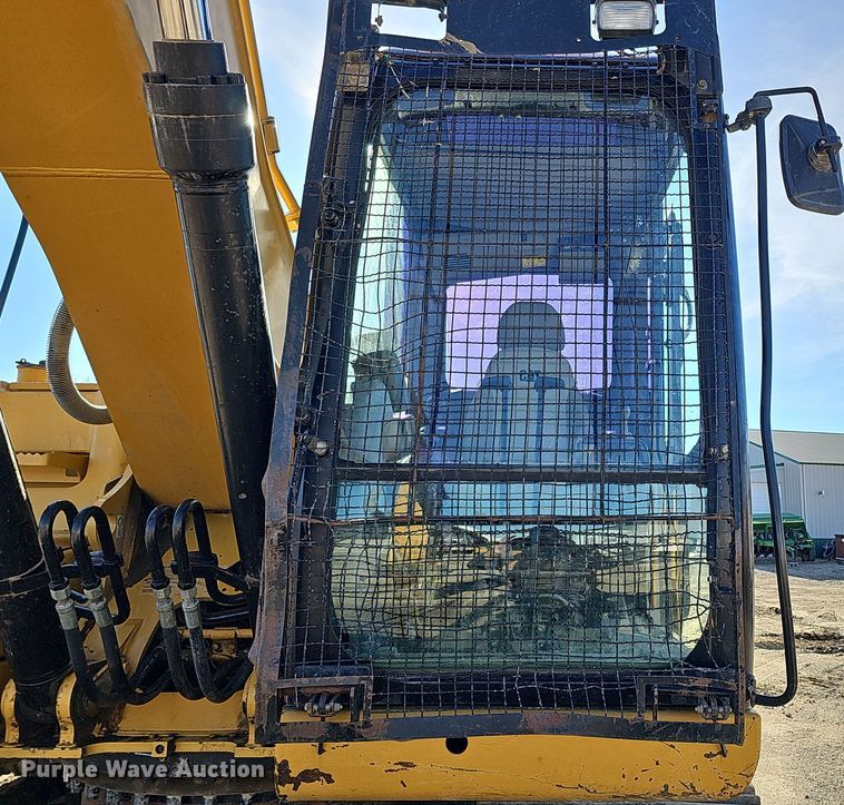 image for item DS5747 2008 Caterpillar 320D  excavator