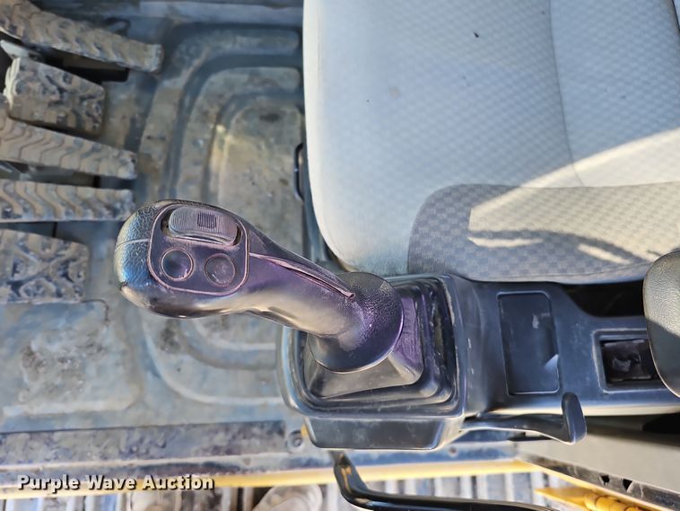 image for item DS5747 2008 Caterpillar 320D  excavator