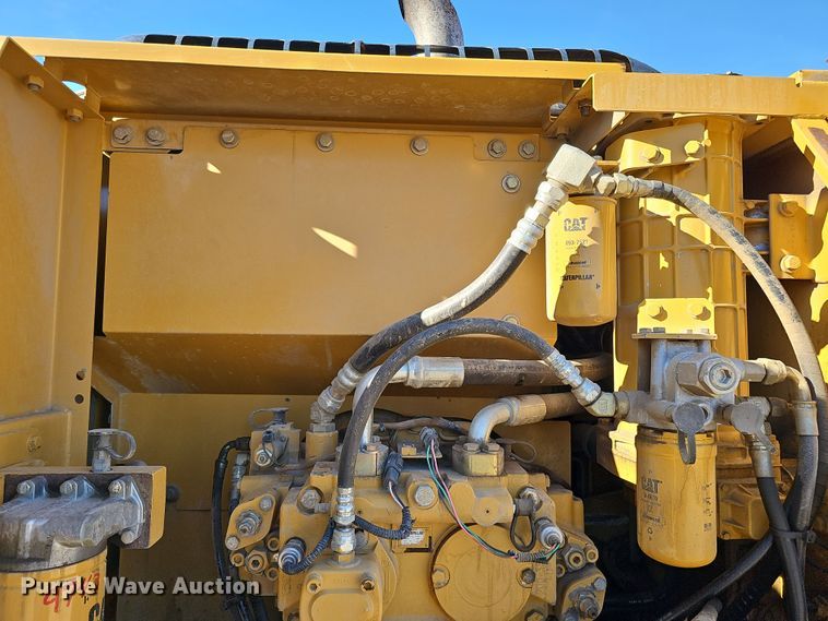 image for item DS5747 2008 Caterpillar 320D  excavator