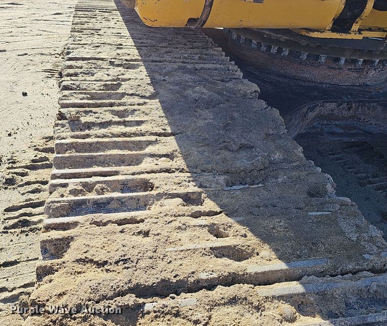 image for item DS5747 2008 Caterpillar 320D  excavator