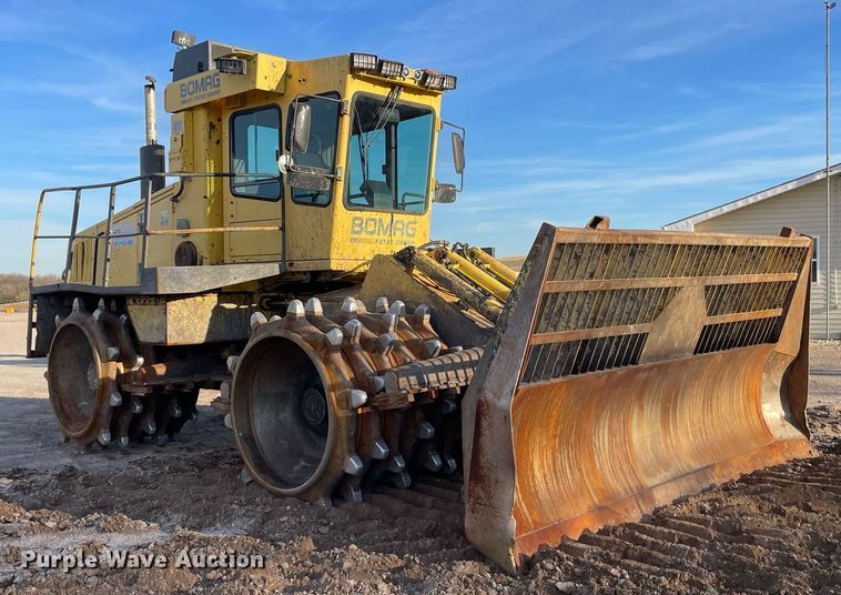 image for item GG9790 2008 Bomag BC772 RB-2  landfill compactor