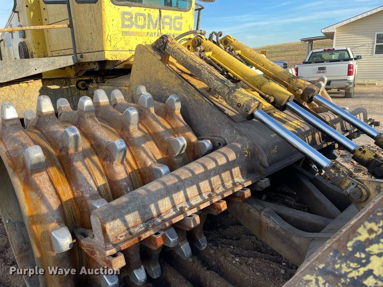 image for item GG9790 2008 Bomag BC772 RB-2  landfill compactor