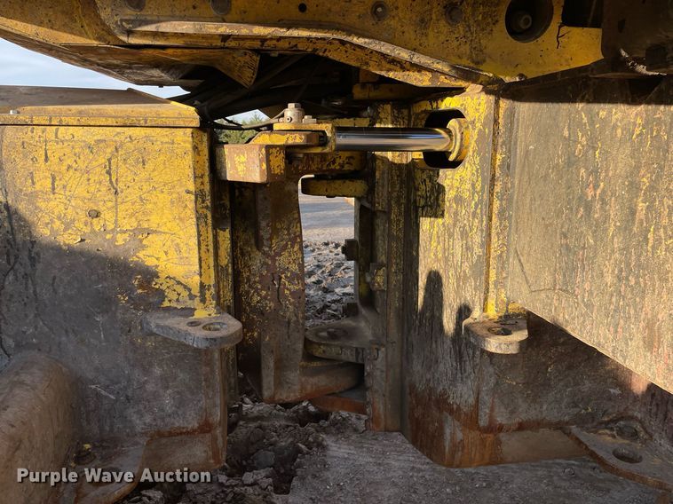 image for item GG9790 2008 Bomag BC772 RB-2  landfill compactor