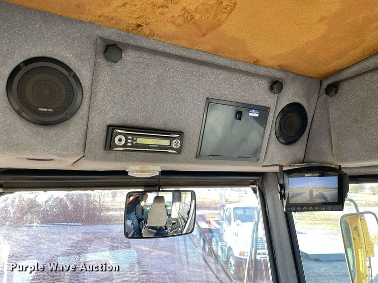 image for item GG9790 2008 Bomag BC772 RB-2  landfill compactor