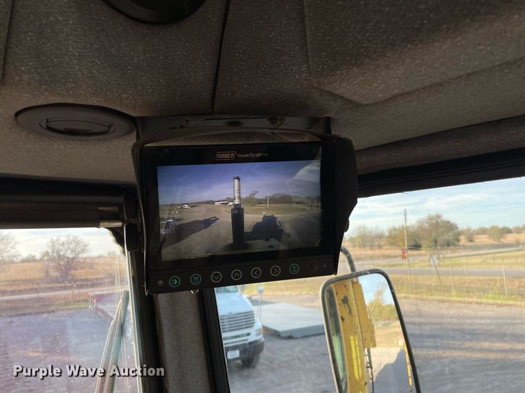 image for item GG9790 2008 Bomag BC772 RB-2  landfill compactor