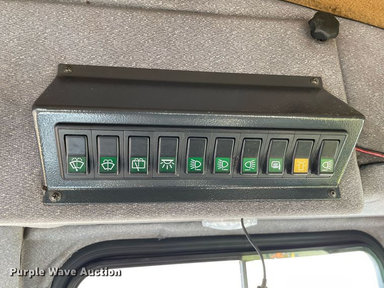 image for item GG9790 2008 Bomag BC772 RB-2  landfill compactor