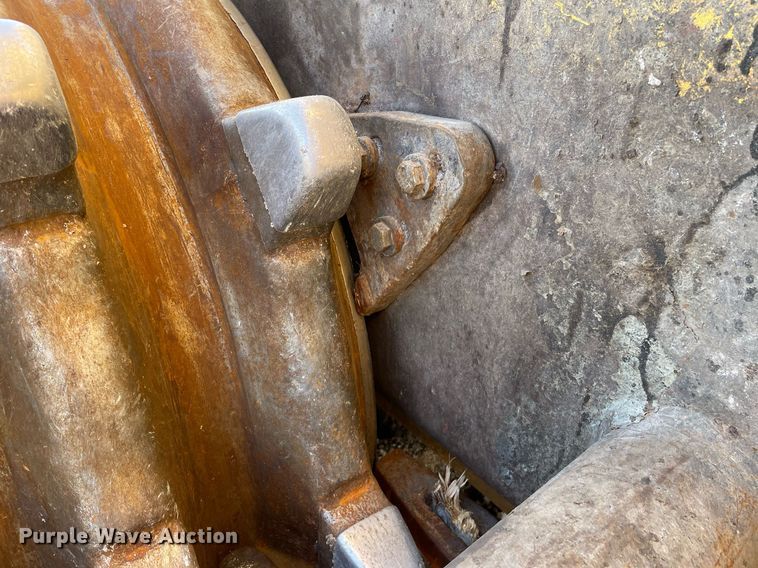 image for item GG9790 2008 Bomag BC772 RB-2  landfill compactor