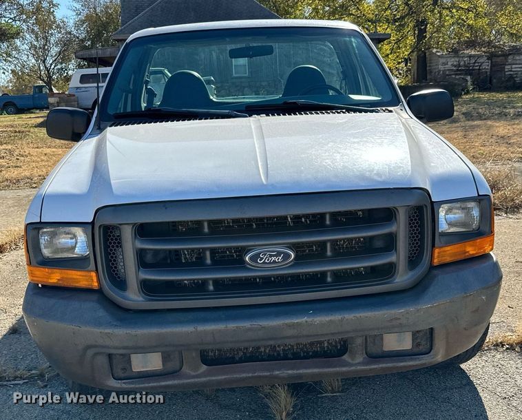 image for item GG9849 1999 Ford F250 Super Duty  pickup truck