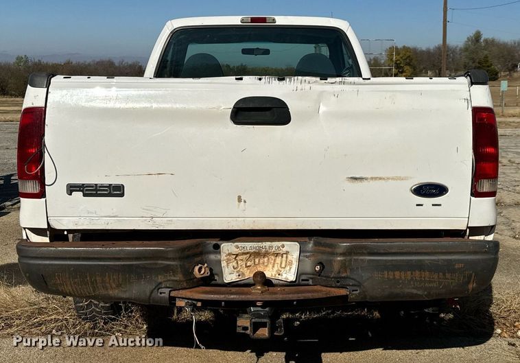 image for item GG9849 1999 Ford F250 Super Duty  pickup truck