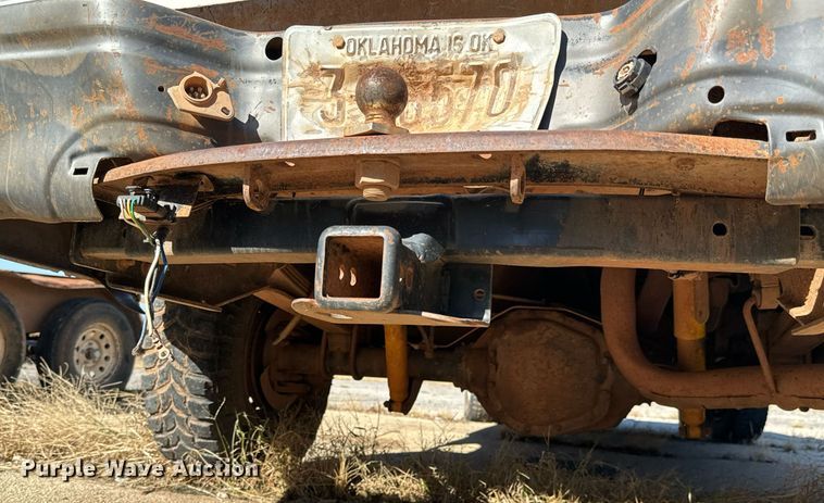 image for item GG9849 1999 Ford F250 Super Duty  pickup truck