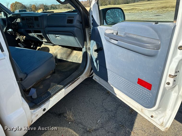 image for item GG9849 1999 Ford F250 Super Duty  pickup truck