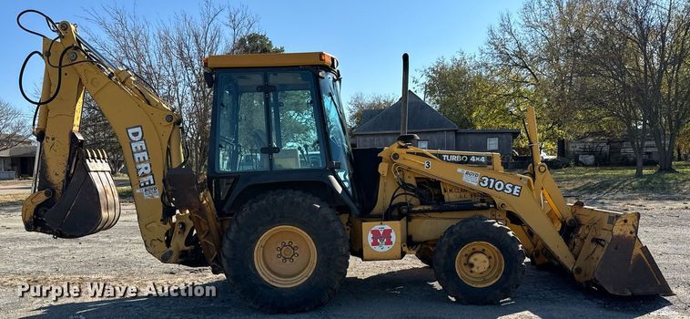 image for item GG9850 1985 John Deere 310SE  backhoe