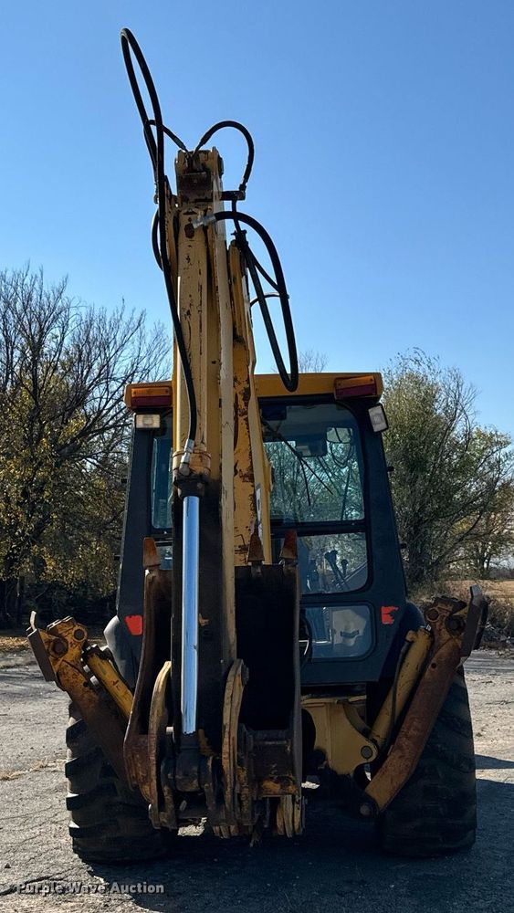 image for item GG9850 1985 John Deere 310SE  backhoe