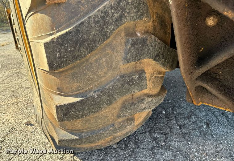 image for item GG9850 1985 John Deere 310SE  backhoe