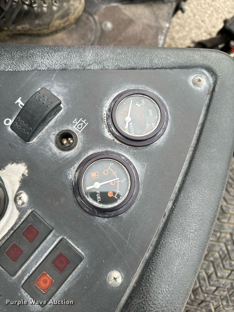 image for item GG9897 Jacobsen AR  lawn mower