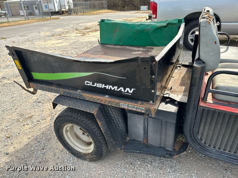 image for item GG9900 2002 Jacobsen Cushman  utility vehicle