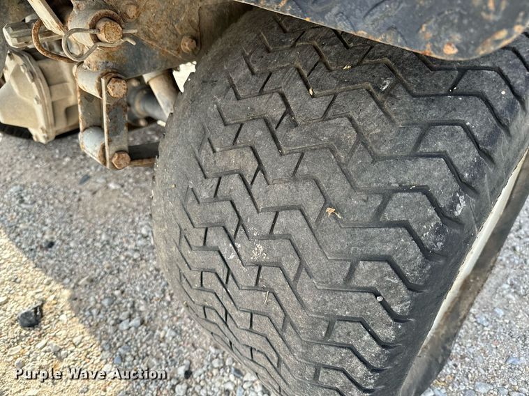 image for item GG9900 2002 Jacobsen Cushman  utility vehicle